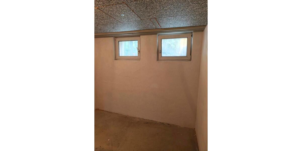 Etagenwohnung Ludwigsburg - 1 Zimmer, 11 m&sup2;, 50&euro; | Angebot:26630897