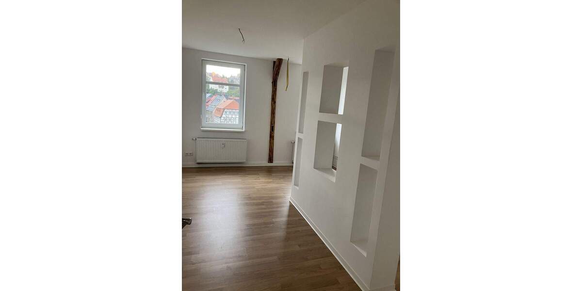 Etagenwohnung Lunzenau - 4 Zimmer, 110 m&sup2;, 462&euro; | Angebot:25895845