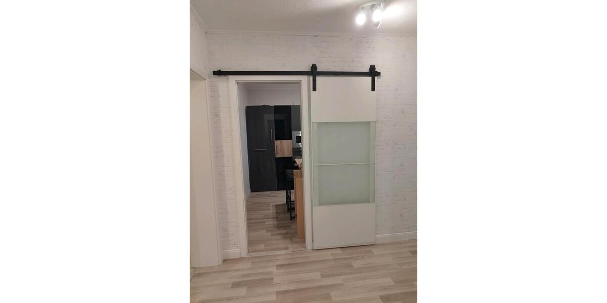 Etagenwohnung Detmold - 3 Zimmer, 72 m&sup2;, 570&euro; | Angebot:25990352