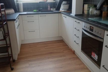 Wohnung Sonneberg - 2.5 Zimmer, 80 m&sup2;, 550&euro; | Angebot:25205336