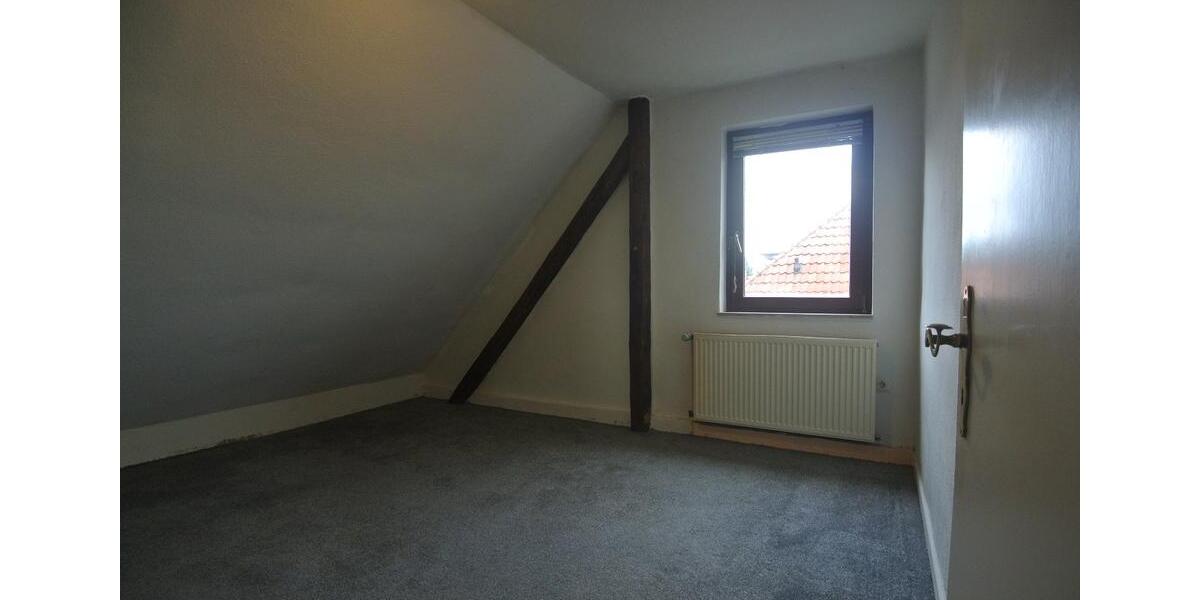 Dachgeschoßwohnung Stadthagen - 2 Zimmer, 39 m&sup2;, 360&euro; | Angebot:24853000