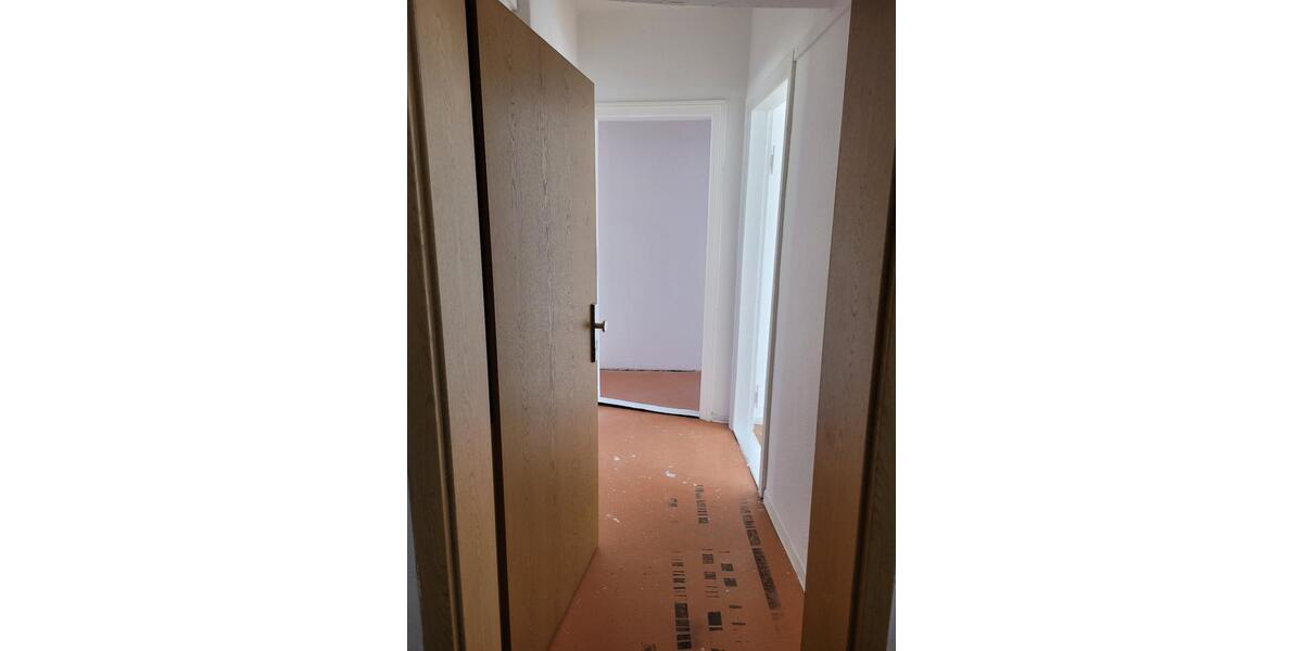 2 Zimmer in der Clara- Zetkin Str.13 – 3OGLinks 2 zimmer