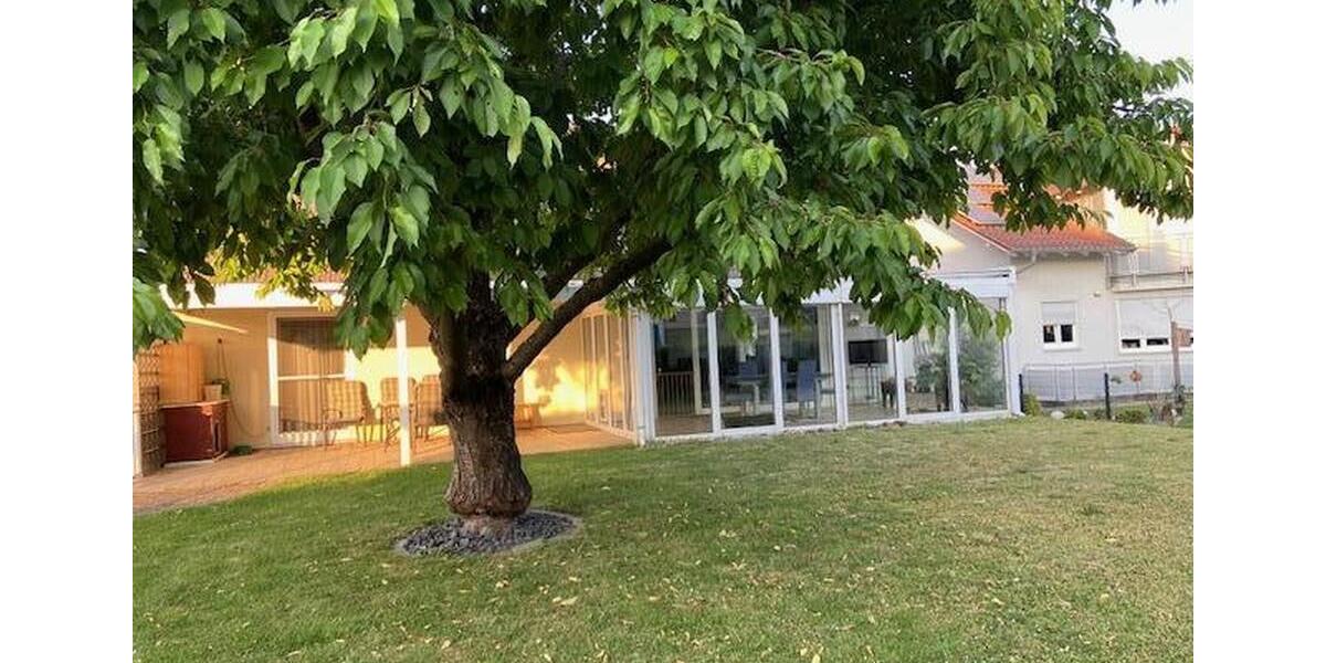 Erdgeschoßwohnung Bretten - 4.5 Zimmer, 130 m&sup2;, 1.160&euro; | Angebot:26699388