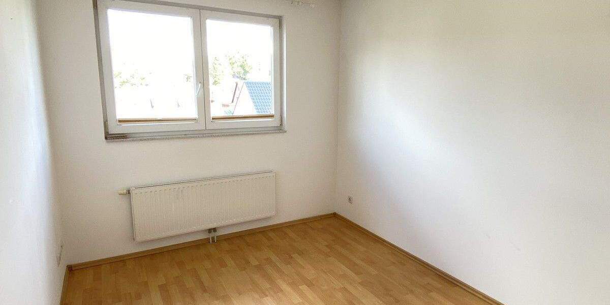 Mehrfamilienhaus, Wohnhaus Hamburg-Eißendorf Eißendorf - 6 Zimmer, 160 m&sup2;, 2.150&euro; | Angebot:25038193