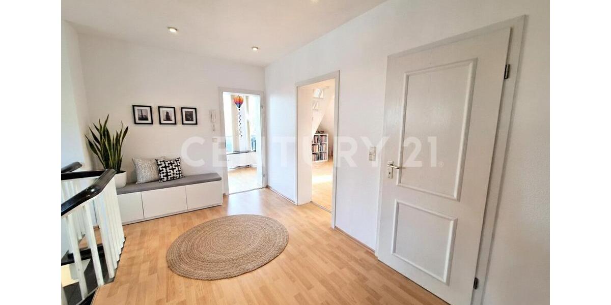 Maisonettenwohnung Bochum Bochum-Südwest - 3 Zimmer, 95 m&sup2;, 1.170&euro; | Angebot:24961851