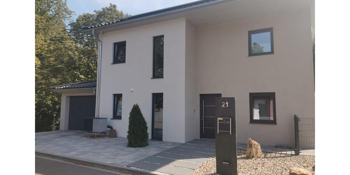 Einfamilienhaus Halle (Saale) Gesundbrunnen - 5 Zimmer, 160 m&sup2;, 2.500&euro; | Angebot:26704692