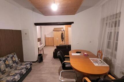 Wohnung Weißenfels - 2 Zimmer, 49 m&sup2;, 460&euro; | Angebot:24630691