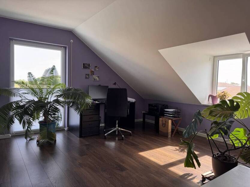 Moderne und große DHH mit Süd-West-Garten in Ortsrandlage Aschheim
