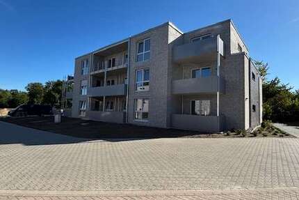 Wohnung zum Mieten in Neumünster 685 € 56.94 m²