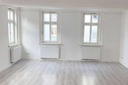 Wohnung Eschwege - 3 Zimmer, 89 m&sup2;, 560&euro; | Angebot:27115193
