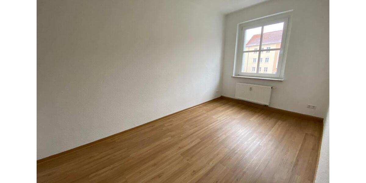Etagenwohnung Kamenz - 4 Zimmer, 80 m&sup2;, 585&euro; | Angebot:23329885