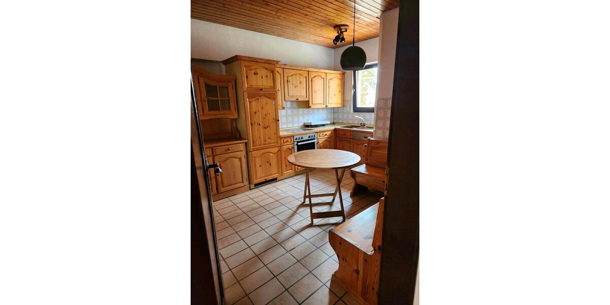 Erdgeschoßwohnung Friedberg (Hessen) - 3 Zimmer, 75 m&sup2;, 1.250&euro; | Angebot:26594329