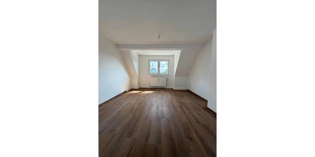 Dachgeschoßwohnung Töging am Inn - 3 Zimmer, 78 m&sup2;, 670&euro; | Angebot:26619202