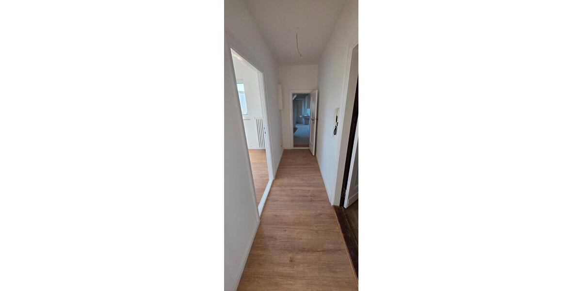 Dachgeschoßwohnung Bremerhaven Geestemünde - 2 Zimmer, 52 m&sup2;, 450&euro; | Angebot:26534583