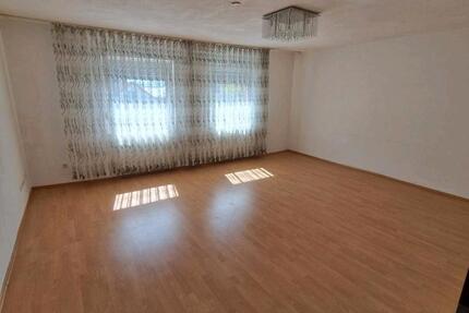 Haus Edenkoben - 5 Zimmer, 145 m&sup2;, 1.550&euro; | Angebot:26230927