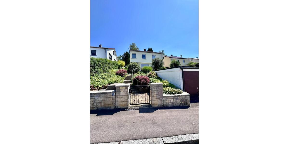 Einfamilienhaus Göppingen Faurndau - 6.5 Zimmer, 162 m&sup2;, 1.900&euro; | Angebot:25334557