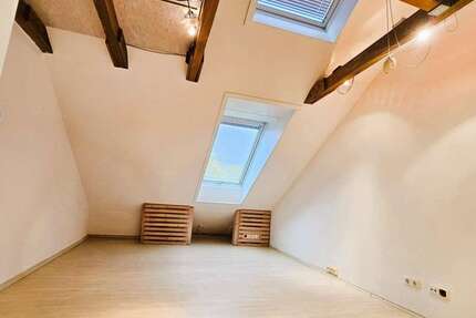 Wohnung zum Mieten in Aschaffenburg 1.100 € 95 m² 3.5 zimmer