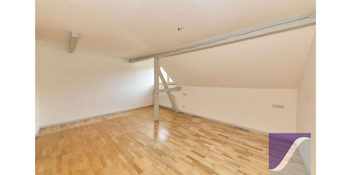 Dachgeschoßwohnung Bernkastel-Kues Kues - 5 Zimmer, 162 m&sup2;, 995&euro; | Angebot:24738200
