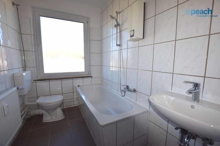 +++ Renovierte 3-RaumWohnung mit Balkon und Tageslichtbad +++
