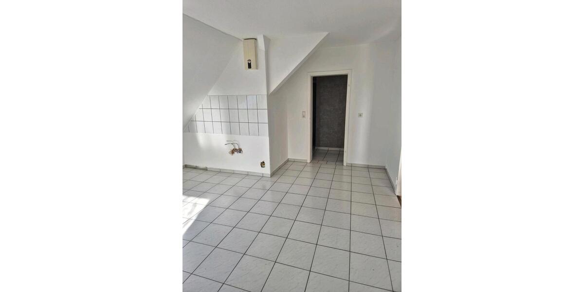 Dachgeschoßwohnung Wipperfürth - 2 Zimmer, 59 m&sup2;, 413&euro; | Angebot:26567444