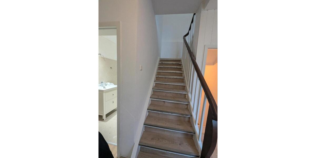 Einfamilienhaus Saarbrücken Scheidt - 4 Zimmer, 172 m&sup2;, 1.400&euro; | Angebot:24780403