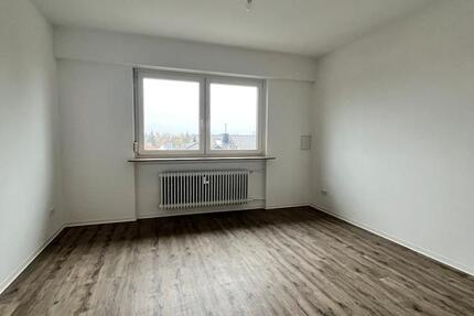 Stilvolle 2 Zimmer Wohnung mit Panorama Fenster und XL Terrasse