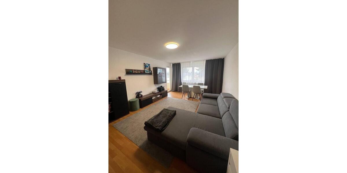 Etagenwohnung Stuttgart Bad Cannstatt - 1 Zimmer, 84 m&sup2;, 1.650&euro; | Angebot:26073129