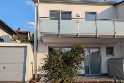 Haus Hirschberg an der Bergstraße - 5.5 Zimmer, 189 m&sup2;, 2.750&euro; | Angebot:25908450