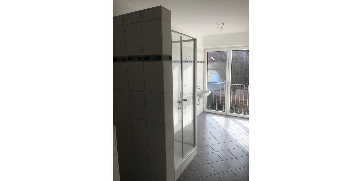 Doppelhaushälfte Eching - 3 Zimmer, 115 m&sup2;, 1.550&euro; | Angebot:26041052