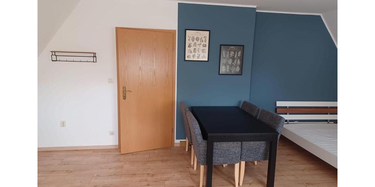 Dachgeschoßwohnung Osnabrück Hafen - 3 Zimmer, 91 m&sup2;, 900&euro; | Angebot:25852181