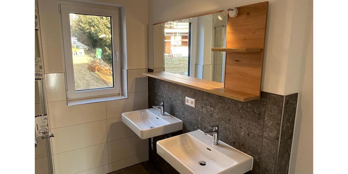 Einfamilienhaus Nürtingen - 3 Zimmer, 85 m&sup2;, 1.440&euro; | Angebot:24842582