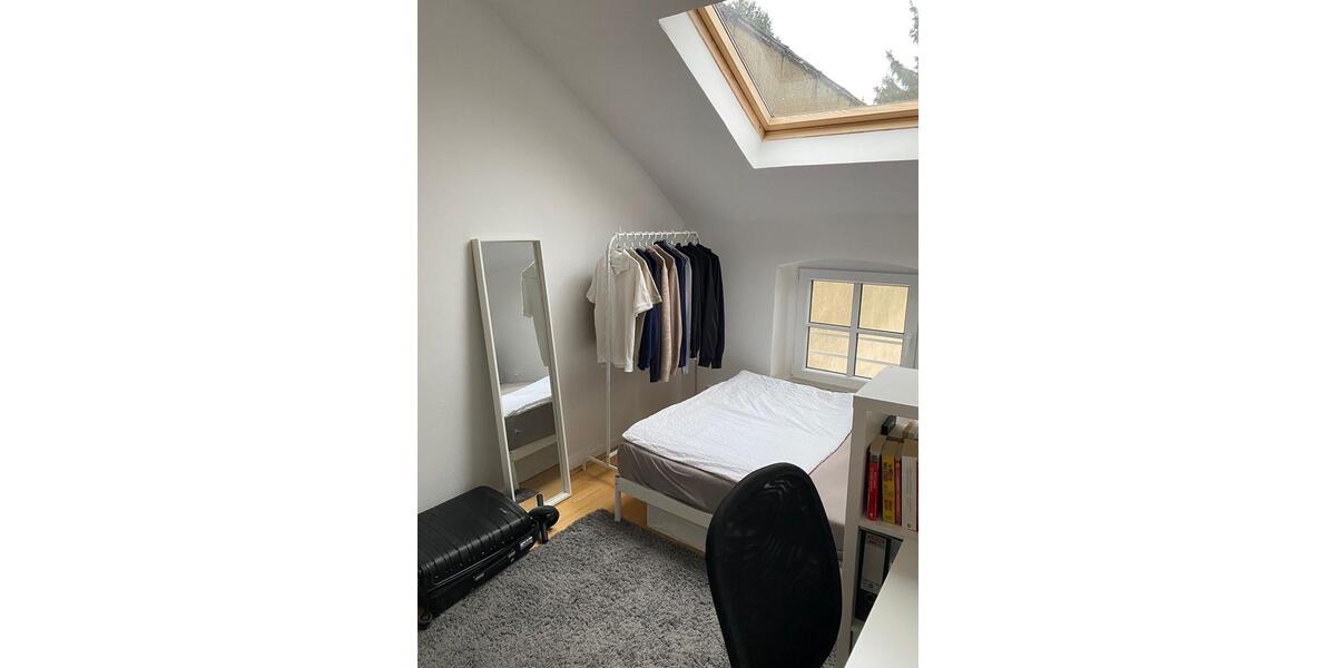 Wohnen auf Zeit Düsseldorf Stadtbezirk 5 - 4 Zimmer, 12 m&sup2;, 600&euro; | Angebot:25845312