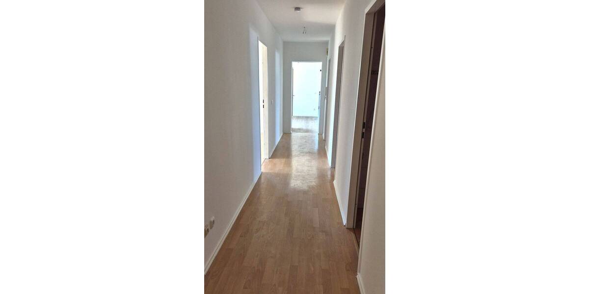 Etagenwohnung München Trudering-Riem - 6 Zimmer, 142 m&sup2;, 1.900&euro; | Angebot:26141129
