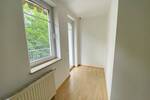 Etagenwohnung Plauen Stadtmitte - 2 Zimmer, 66 m&sup2;, 410&euro; | Angebot:26815800