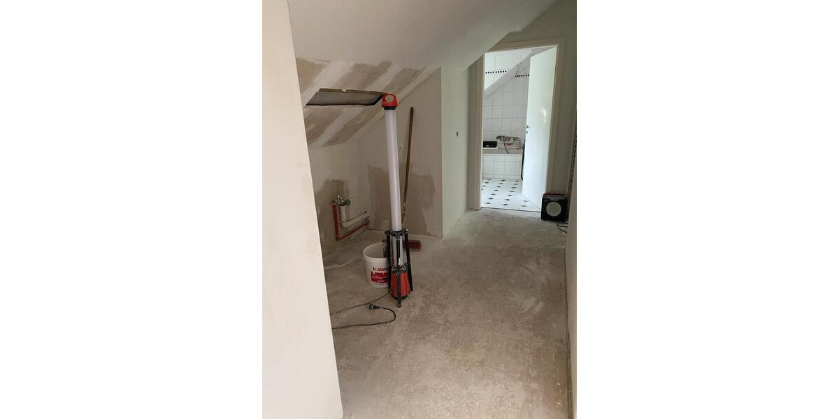 Dachgeschoßwohnung Oldenburg Etzhorn - 1.5 Zimmer, 40 m&sup2;, 600&euro; | Angebot:26641741