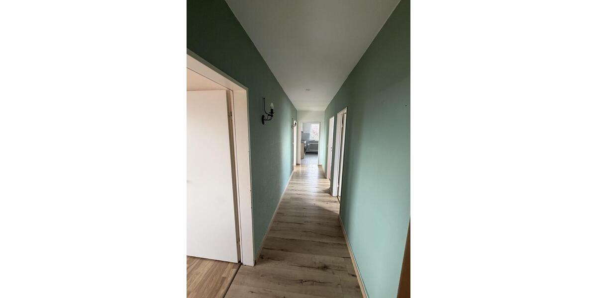 Dachgeschoßwohnung Henstedt-Ulzburg Ulzburg - 4 Zimmer, 60 m&sup2;, 550&euro; | Angebot:26638450