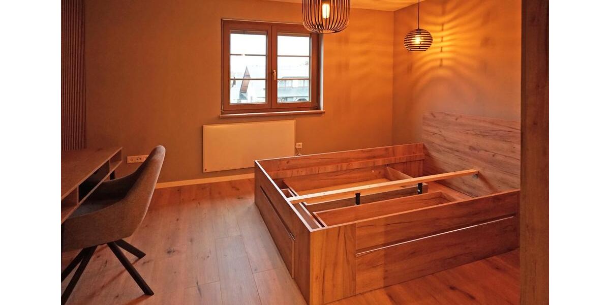 Wohnen auf Zeit Mannheim Almenhof - 5 Zimmer, 12 m&sup2;, 550&euro; | Angebot:26634770