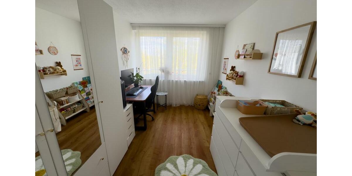 Etagenwohnung Nieder-Olm Olm - 3 Zimmer, 87 m&sup2;, 1.330&euro; | Angebot:25968202