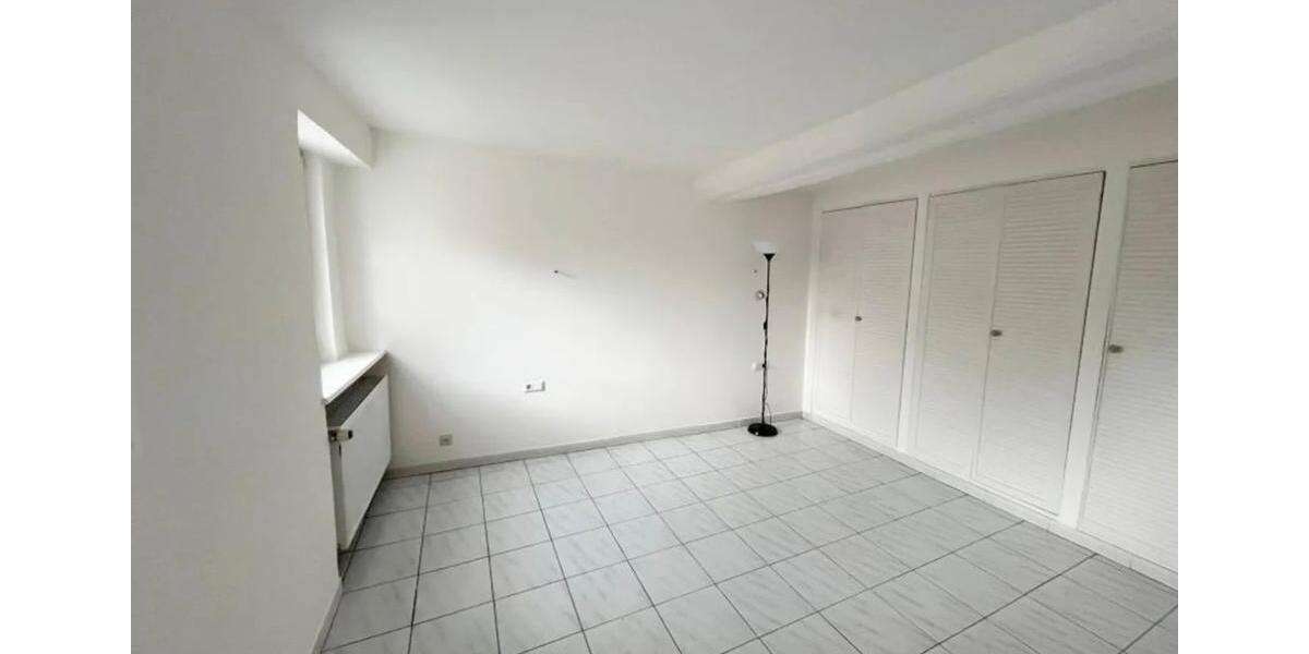 Einfamilienhaus Walluf - 3 Zimmer, 138 m&sup2;, 2.200&euro; | Angebot:24743451