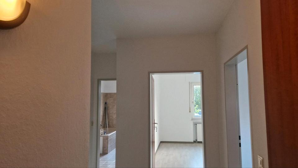 Erdgeschoßwohnung Aurich - 3 Zimmer, 73 m&sup2;, 800&euro; | Angebot:24840171