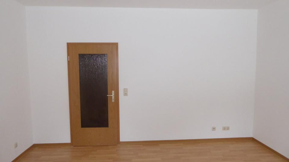 Erdgeschoßwohnung Saalfeld (Saale) - 3 Zimmer, 66 m&sup2;, 429&euro; | Angebot:22529083