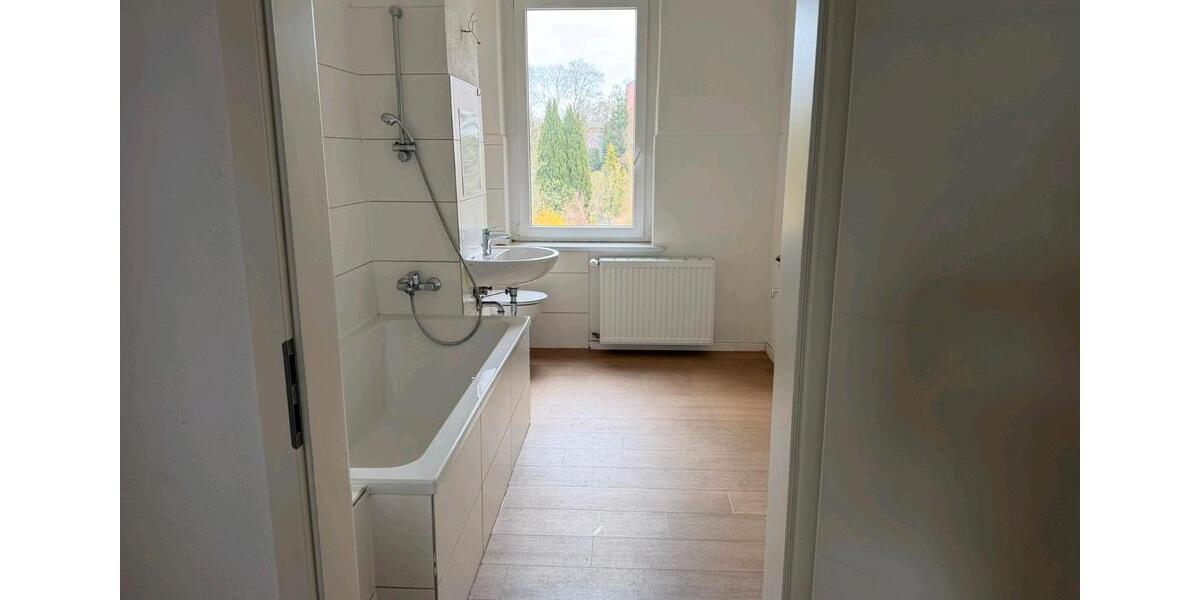 Etagenwohnung Freiberg - 1 Zimmer, 51 m&sup2;, 308&euro; | Angebot:26038950