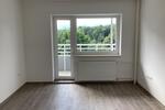 Reinkommen und Wohlfühlen: saniertes 1-Zi.-Appartment mit Balkon und Aufzug, sofort anmietbar!