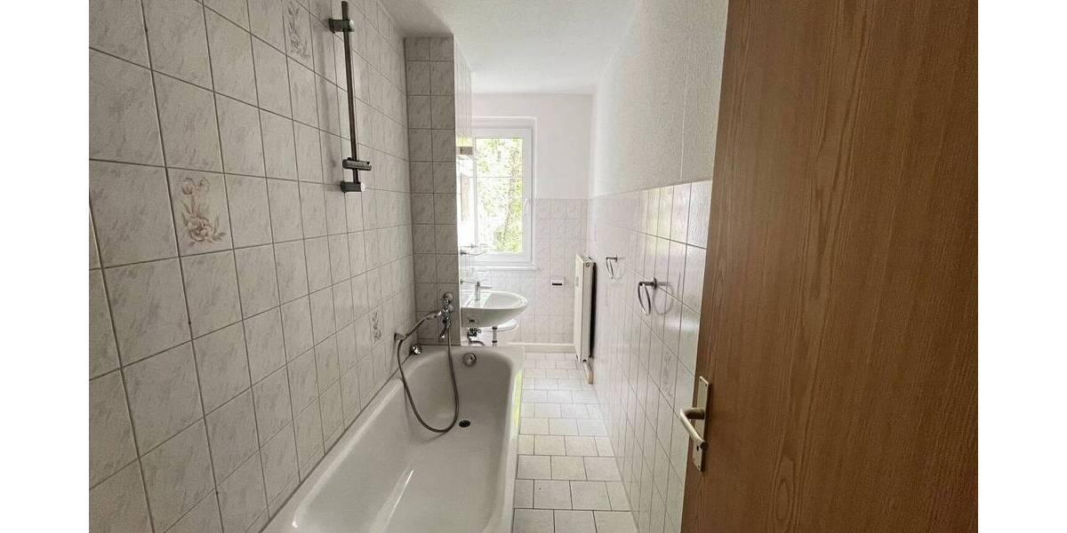 Etagenwohnung Zwickau Eckersbach - 2 Zimmer, 50 m&sup2;, 285&euro; | Angebot:26842164