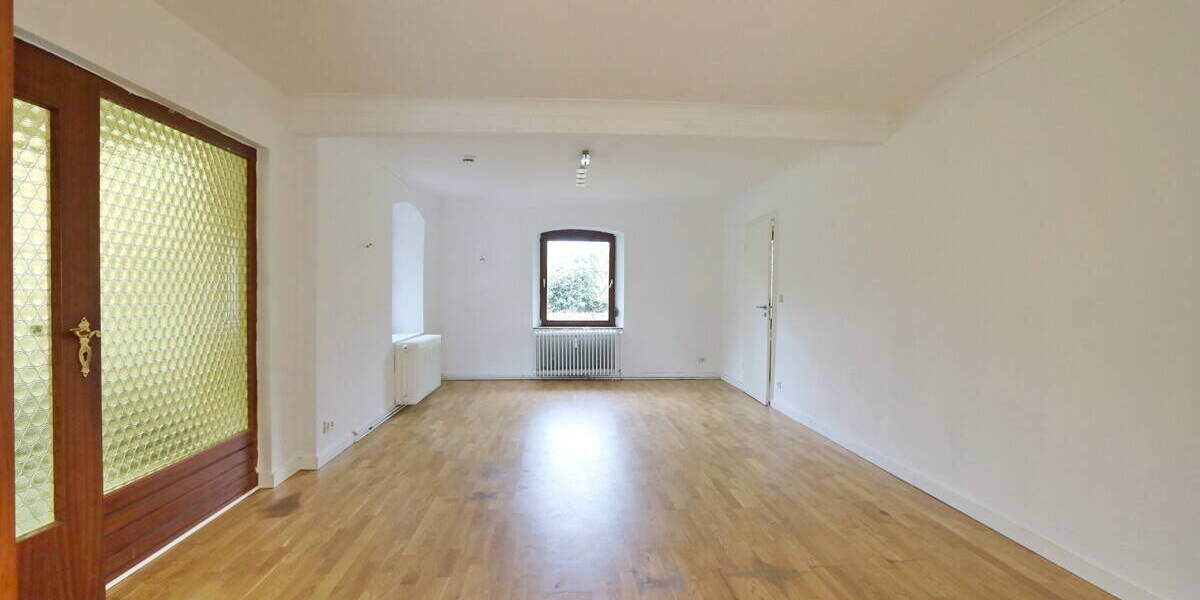 Etagenwohnung Hoisdorf - 5 Zimmer, 147 m&sup2;, 1.290&euro; | Angebot:26714302