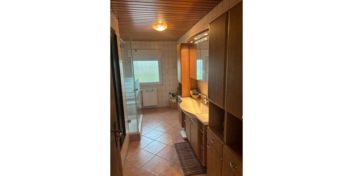 Dachgeschoßwohnung Rees - 3 Zimmer, 112 m&sup2;, 950&euro; | Angebot:26578541