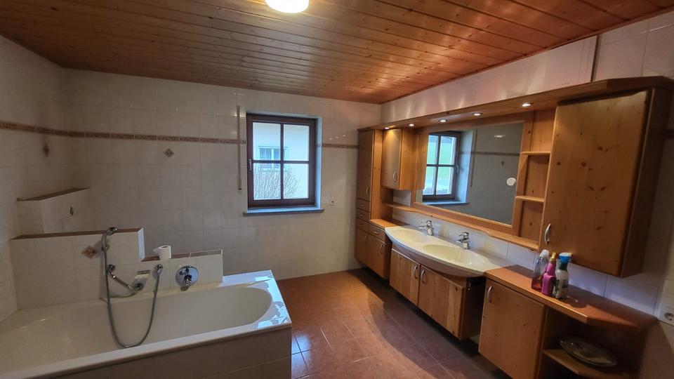 Erdgeschoßwohnung Rattenberg - 2 Zimmer, 120 m&sup2;, 900&euro; | Angebot:25977065