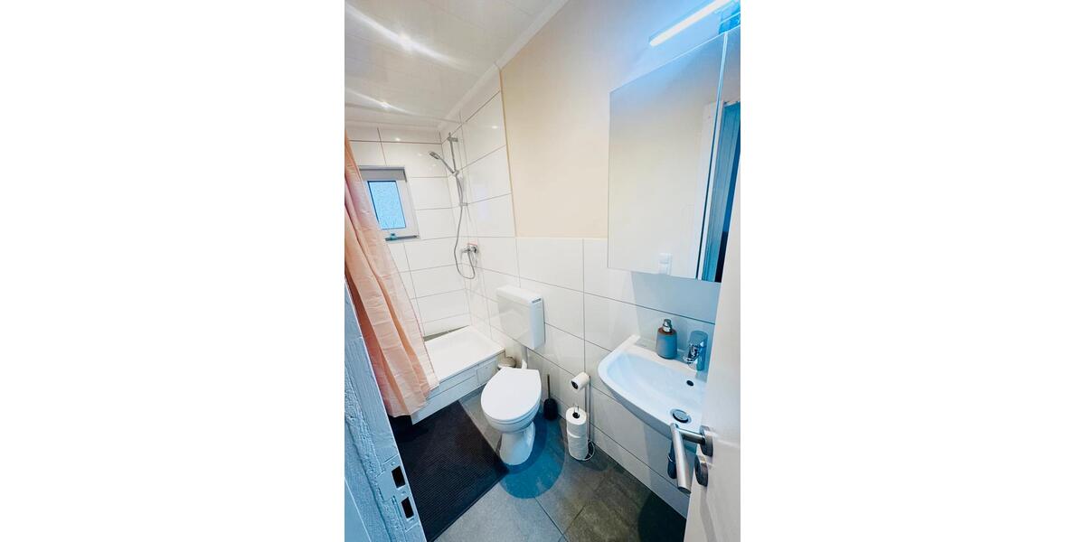 Einfamilienhaus Kiel Gaarden-Ost - 2 Zimmer, 2 m&sup2;, 1.300&euro; | Angebot:24806519