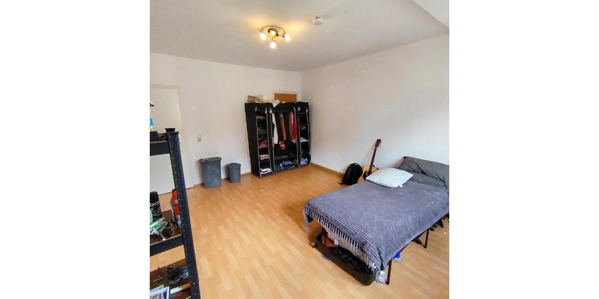 Dachgeschoßwohnung Ilmenau - 1 Zimmer, 20 m&sup2;, 315&euro; | Angebot:25994966