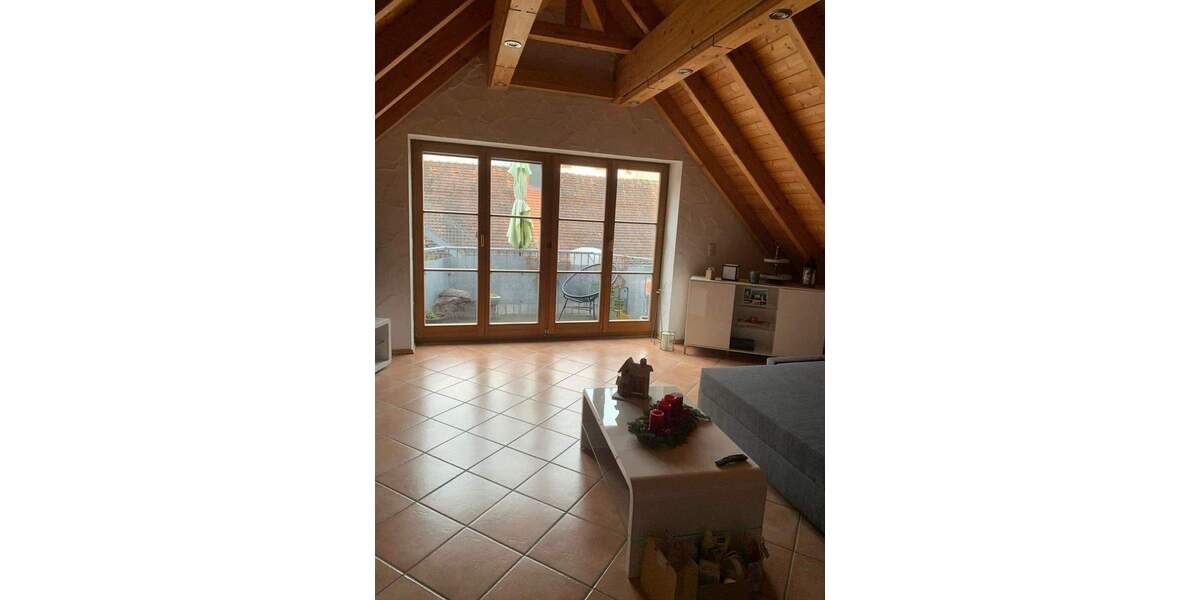 Etagenwohnung Volkach Astheim - 2 Zimmer, 95 m&sup2;, 770&euro; | Angebot:24249709